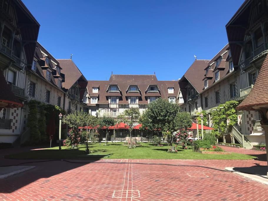 Le Refuge Marin Apartment กูร์เซิล-โซร์-แม ภายนอก รูปภาพ